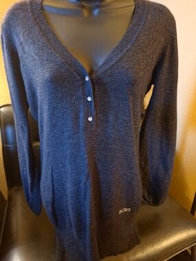 BCBG Gray V-Neck Button Pullover Sweater Size Large